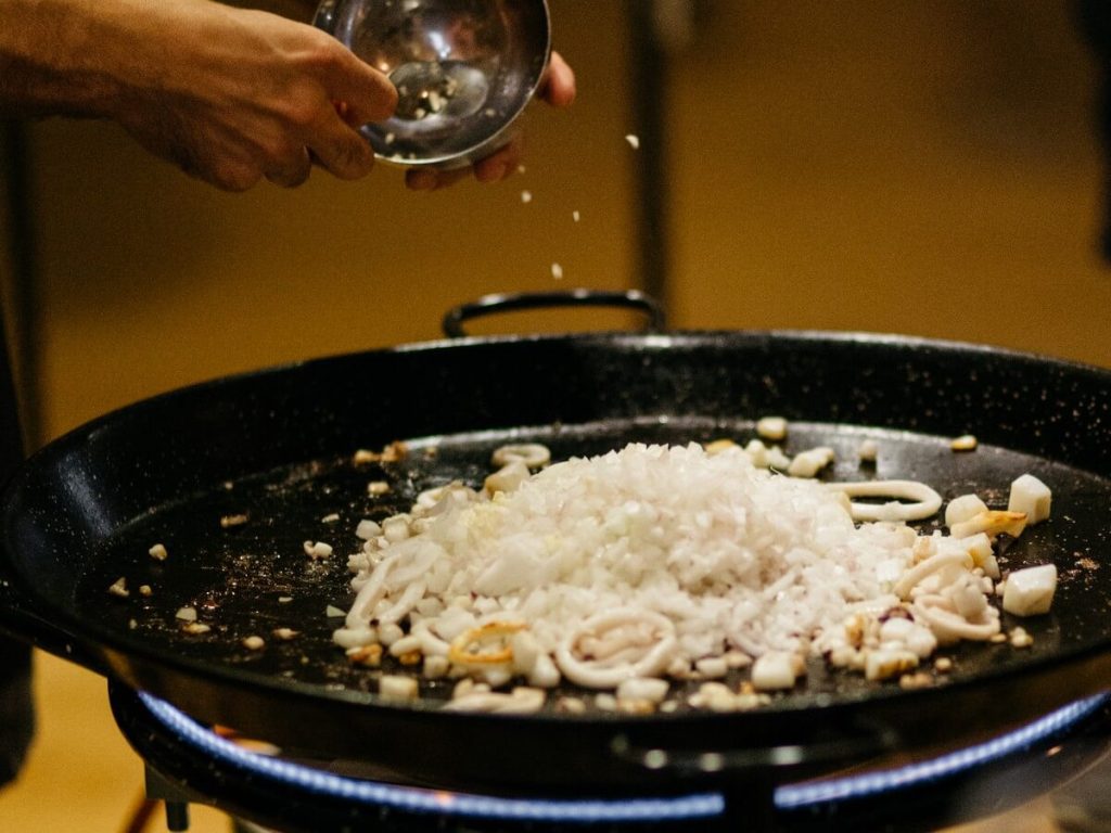 Paella cooking workshop 
