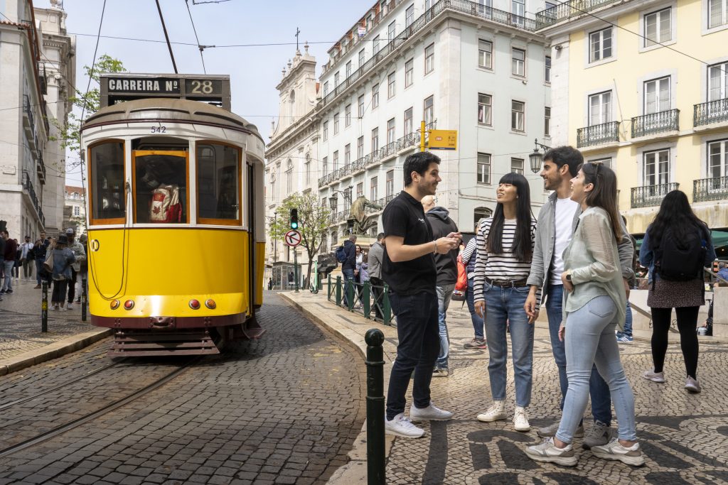 Lisbon Walking Tour, Belém Tower, Tram and Boat Ride
